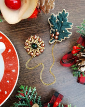 Load image into Gallery viewer, Brooch My Christmas
